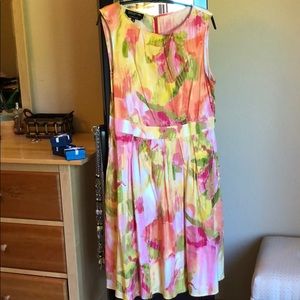 Jones New York Flattering Summer Dress
